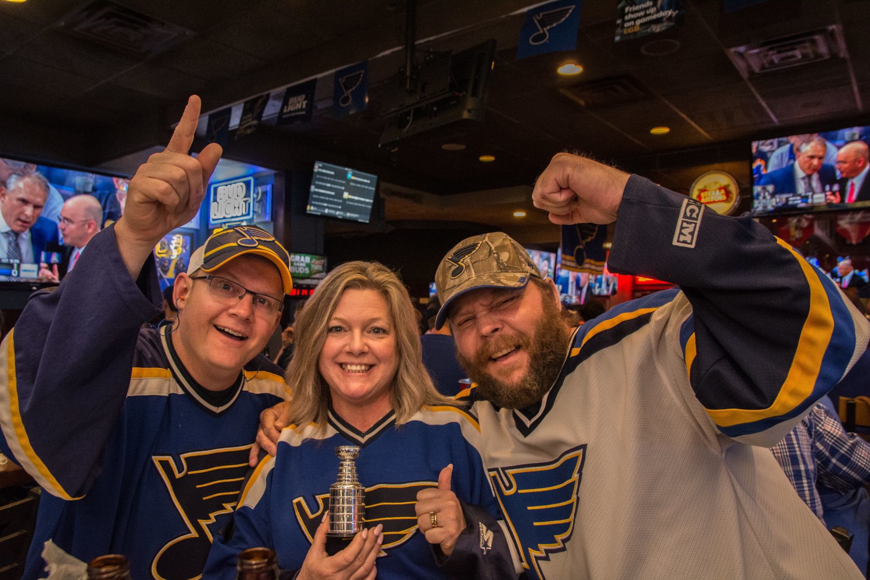 Blues Fans at Syberg's on Dorsett during Stanley Cup Final Game